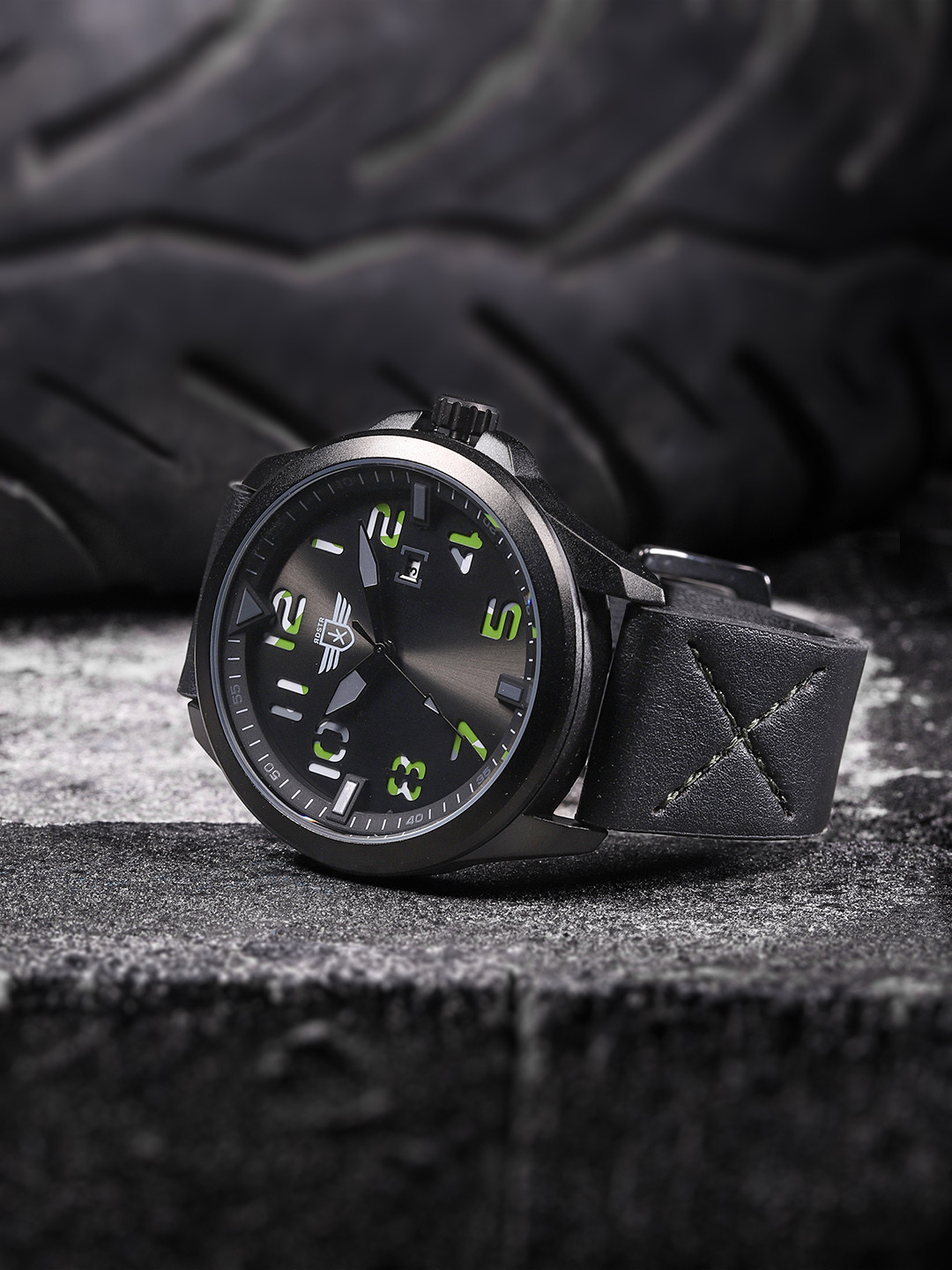 Buy Roadster Men Black Analogue Watch 