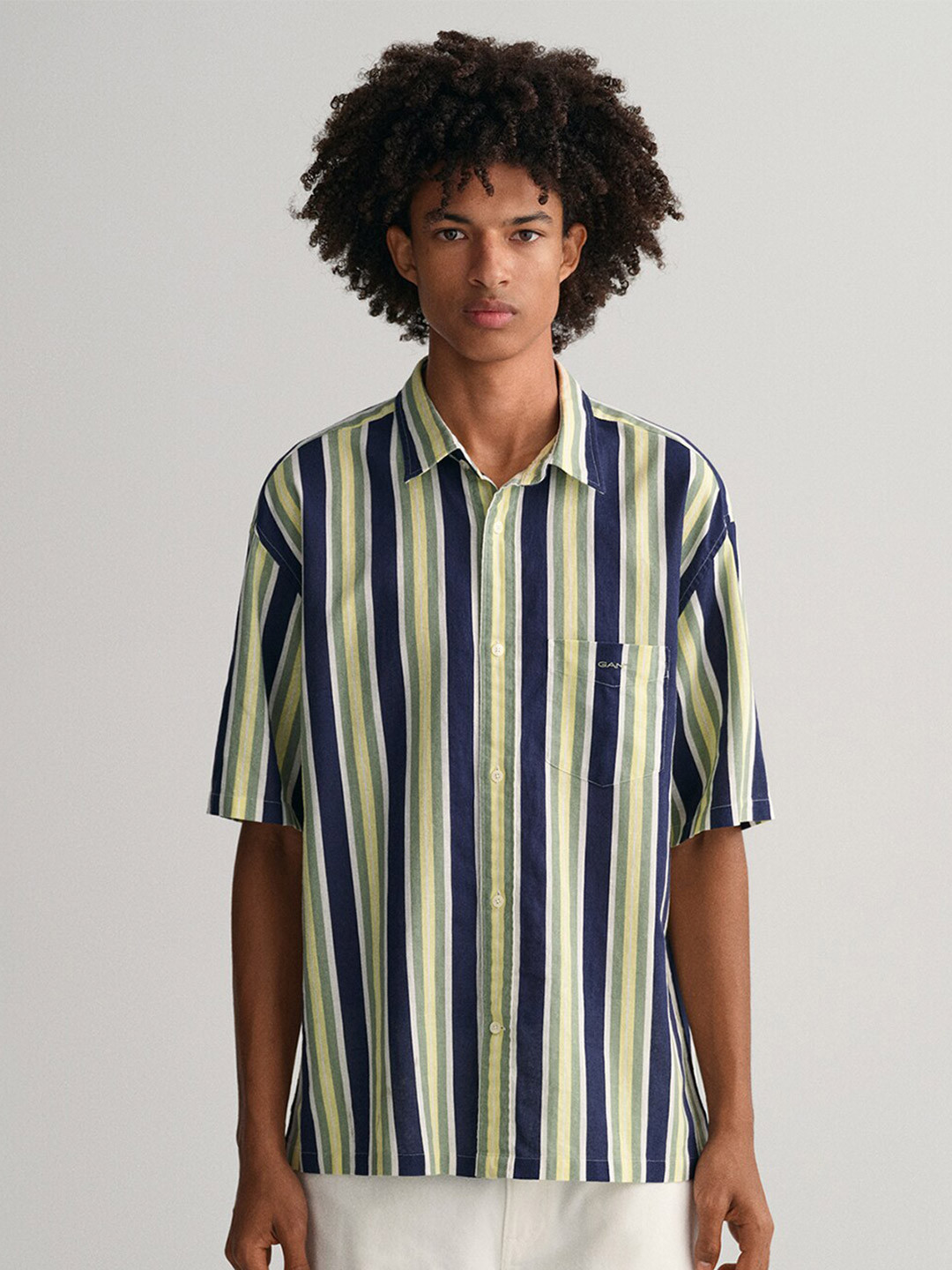 GANT Men Relaxed Fit Classis Striped Casual Shirt