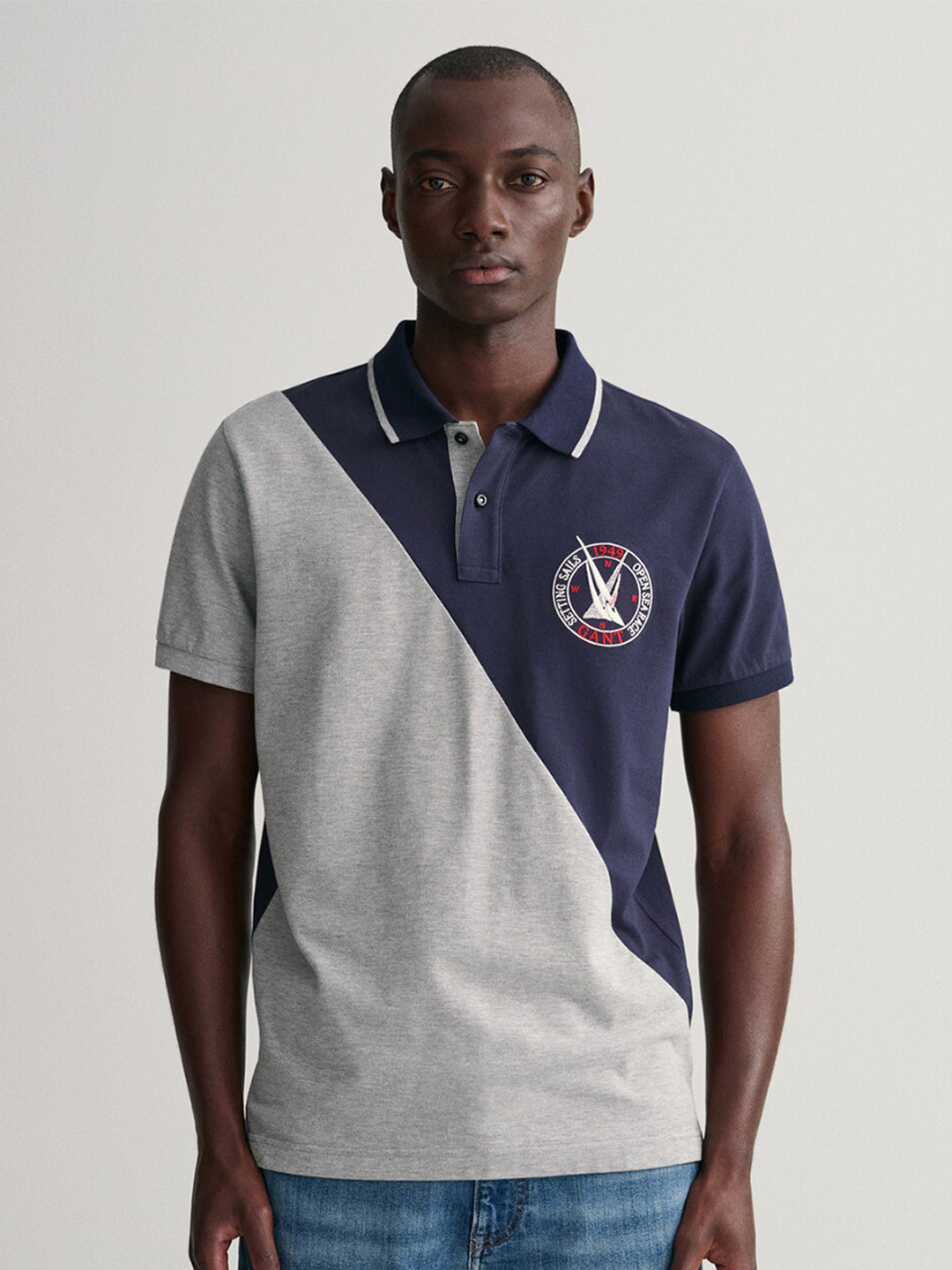 GANT Men Regular Fit Colorblock Embroidered Polo Tshirts