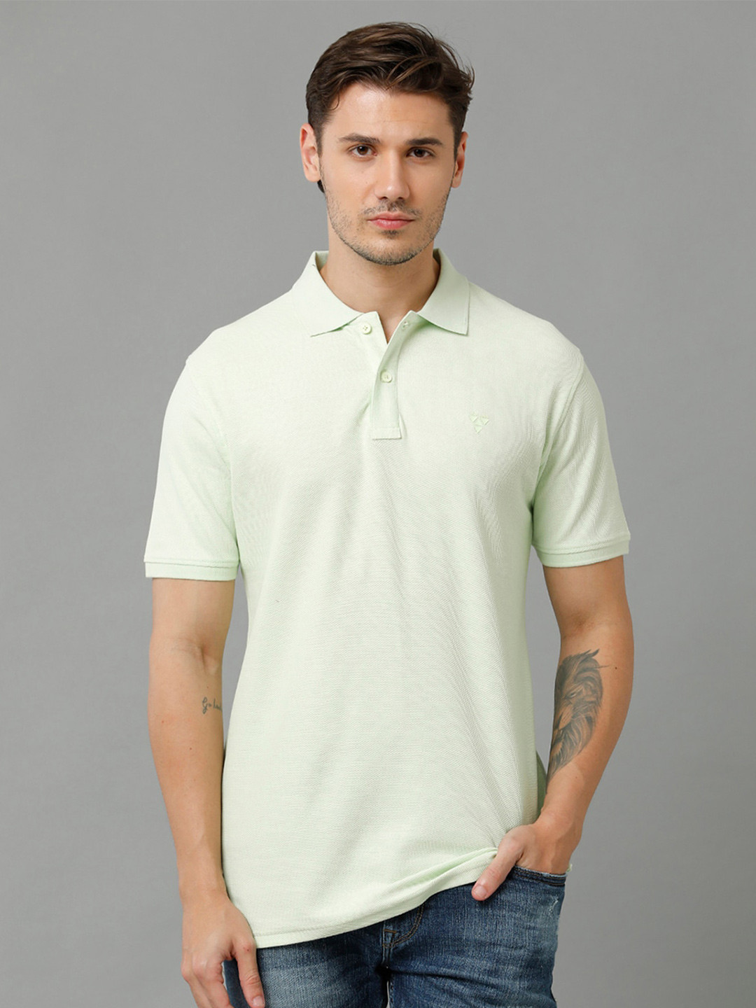 Voi Jeans Men Green Polo Collar Applique T-shirt
