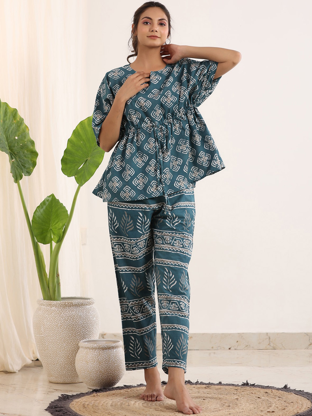 SANSKRUTIHOMES Notch Neck Ethnic Motifs Printed Pure Cotton Night Kaftan Top And Trousers