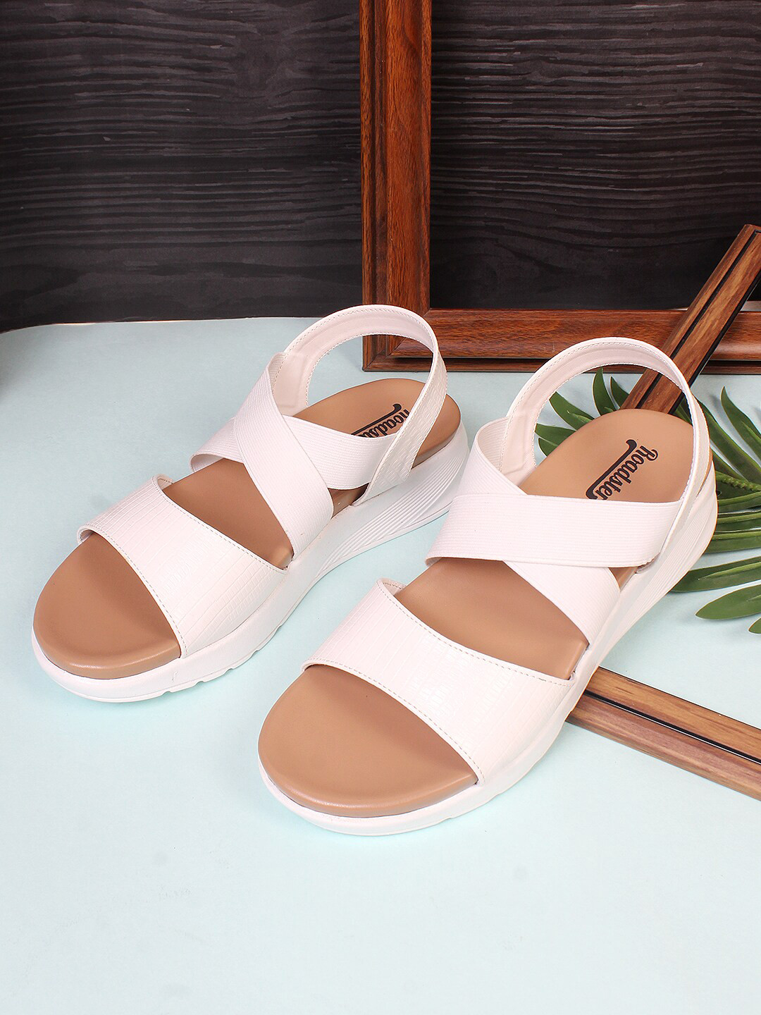 Roadster Women Air Max Open Toe Flats