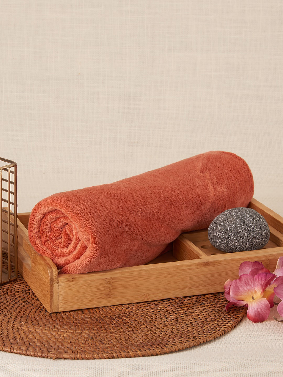 Black gold Premium Orange-Coloured 400 GSM Microfiber Quick Dry Bath Towel