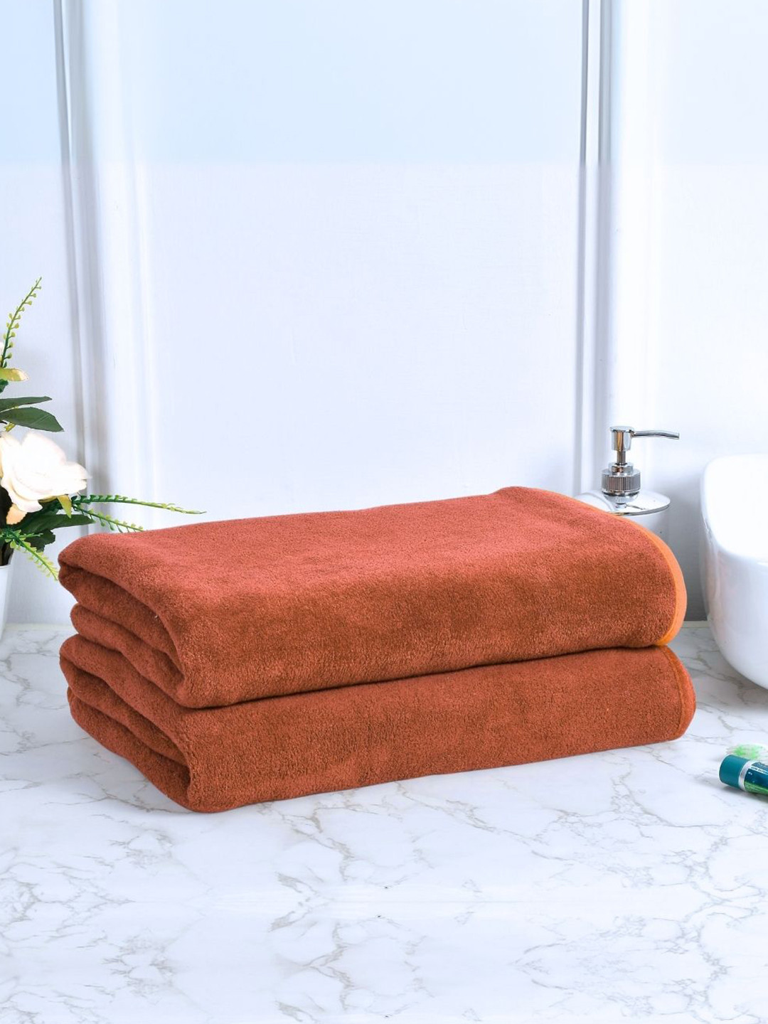 Black gold 2-Pcs Orange-Coloured GSM 400 Premium Microfiber Lightweight Bath Towels