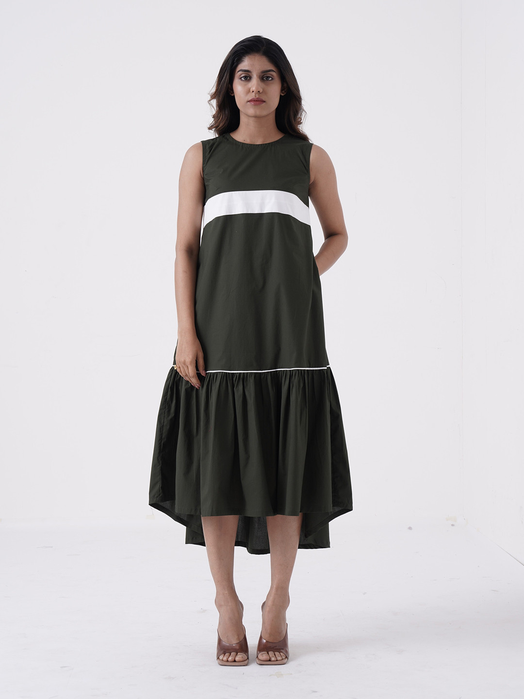 the kaatn trail Boat Neck Sleeveless High-Low Dress