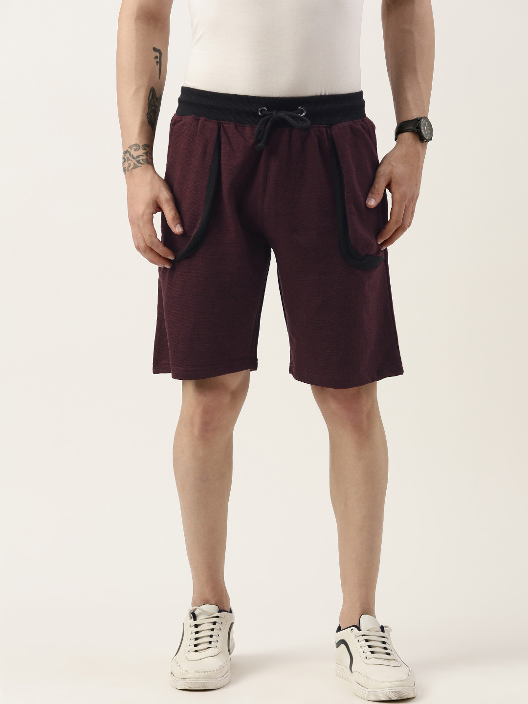 ARISE Solid Pocket Detailing Regular Fit Shorts
