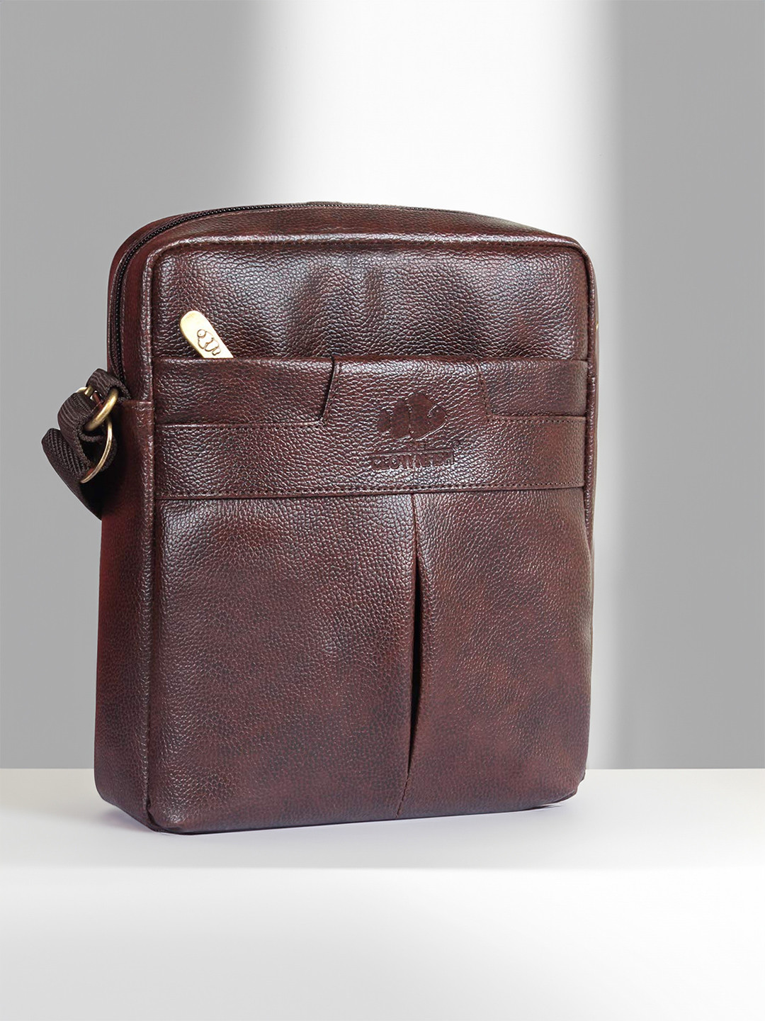 THE CLOWNFISH Royal Structured Sling Bag