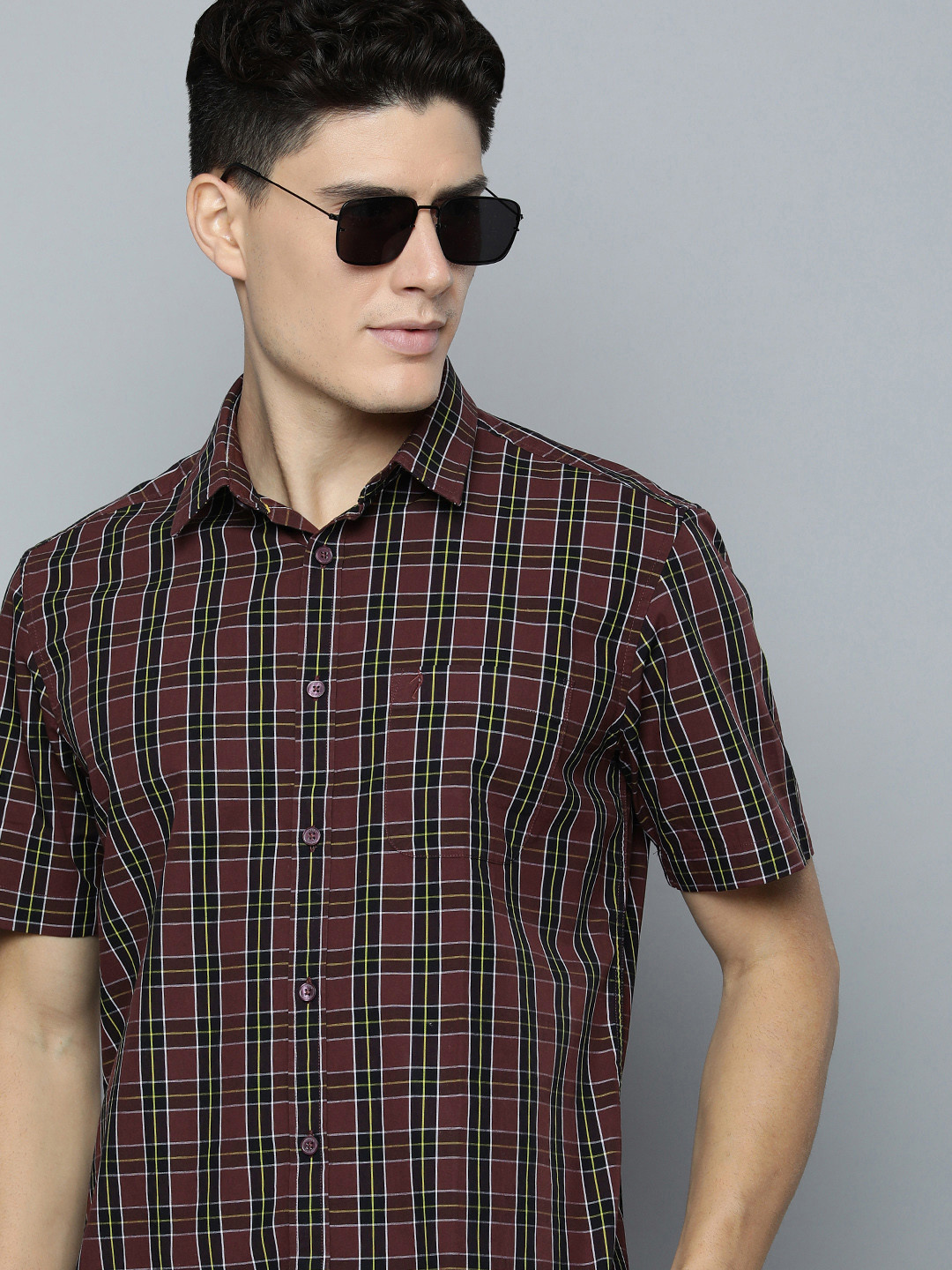 Indian Terrain Men Maroon Chiseled Slim Fit Tartan Checks Opaque Checked Casual Shirt