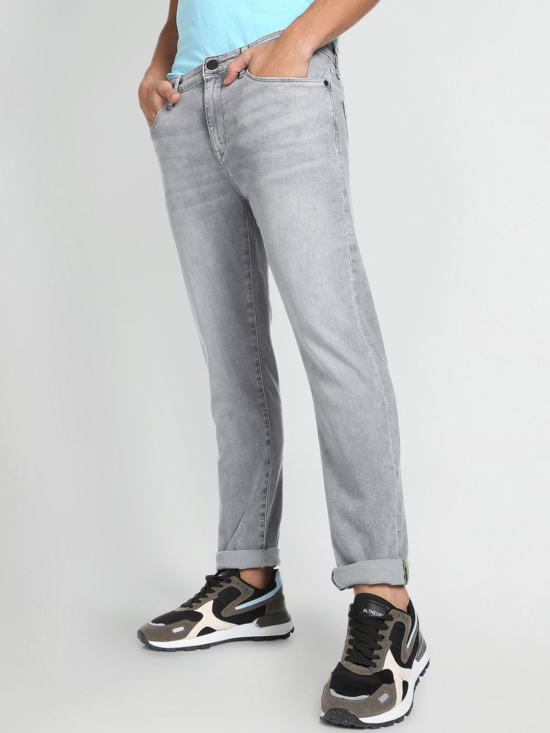 Flying Machine Men Low-Rise Slim Fit Light Fade Stretchable Cuffed Hem Jeans