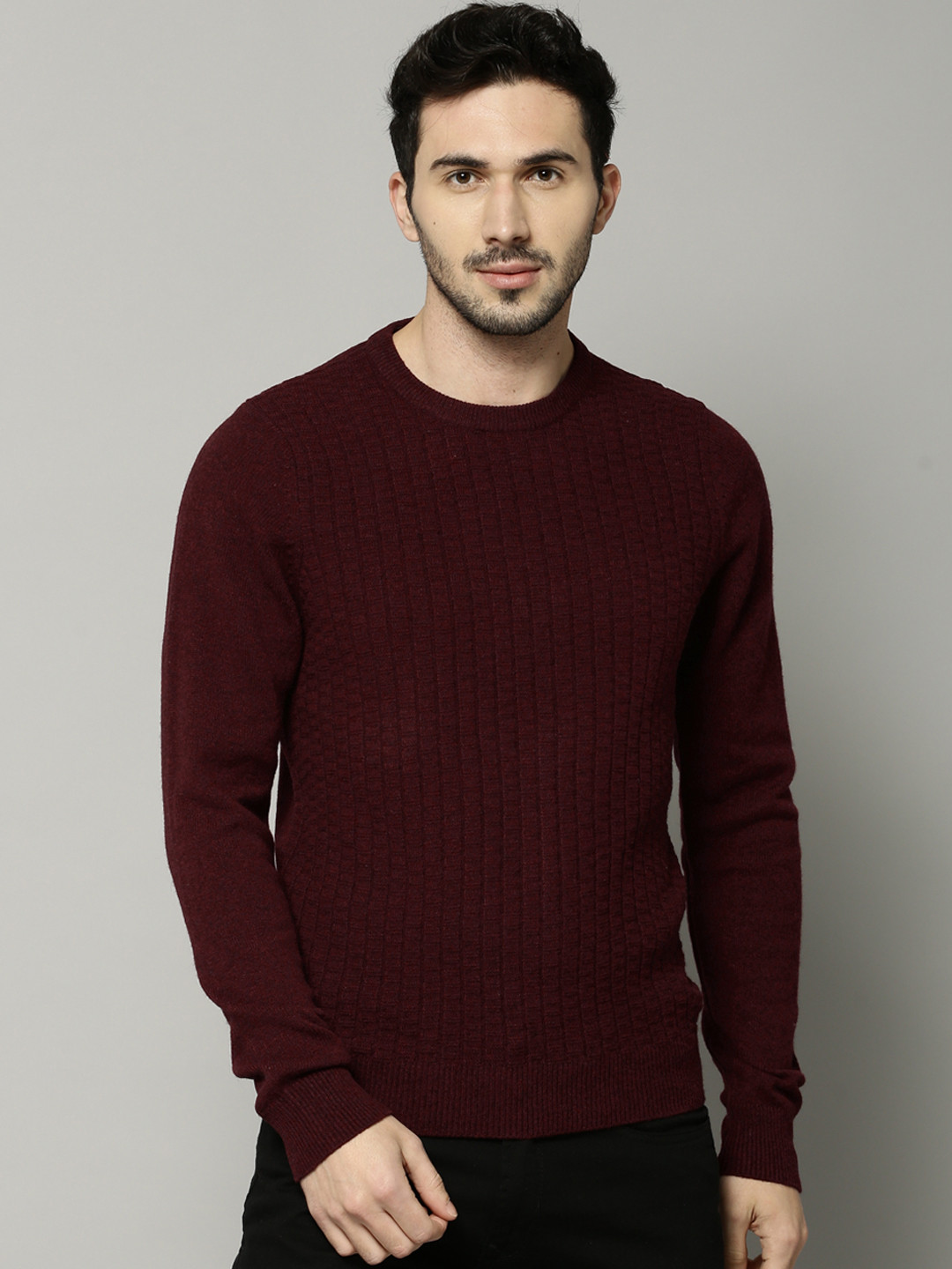 pullover t shirt myntra