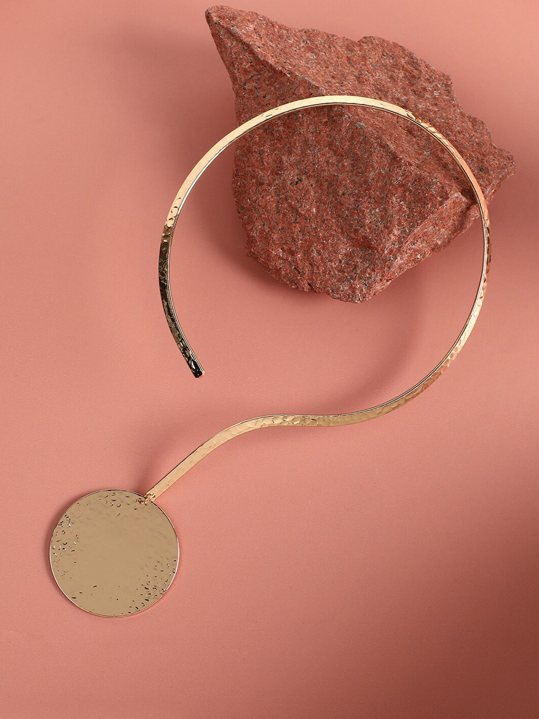 SOHI Gold-Plated Designer Party Necklace