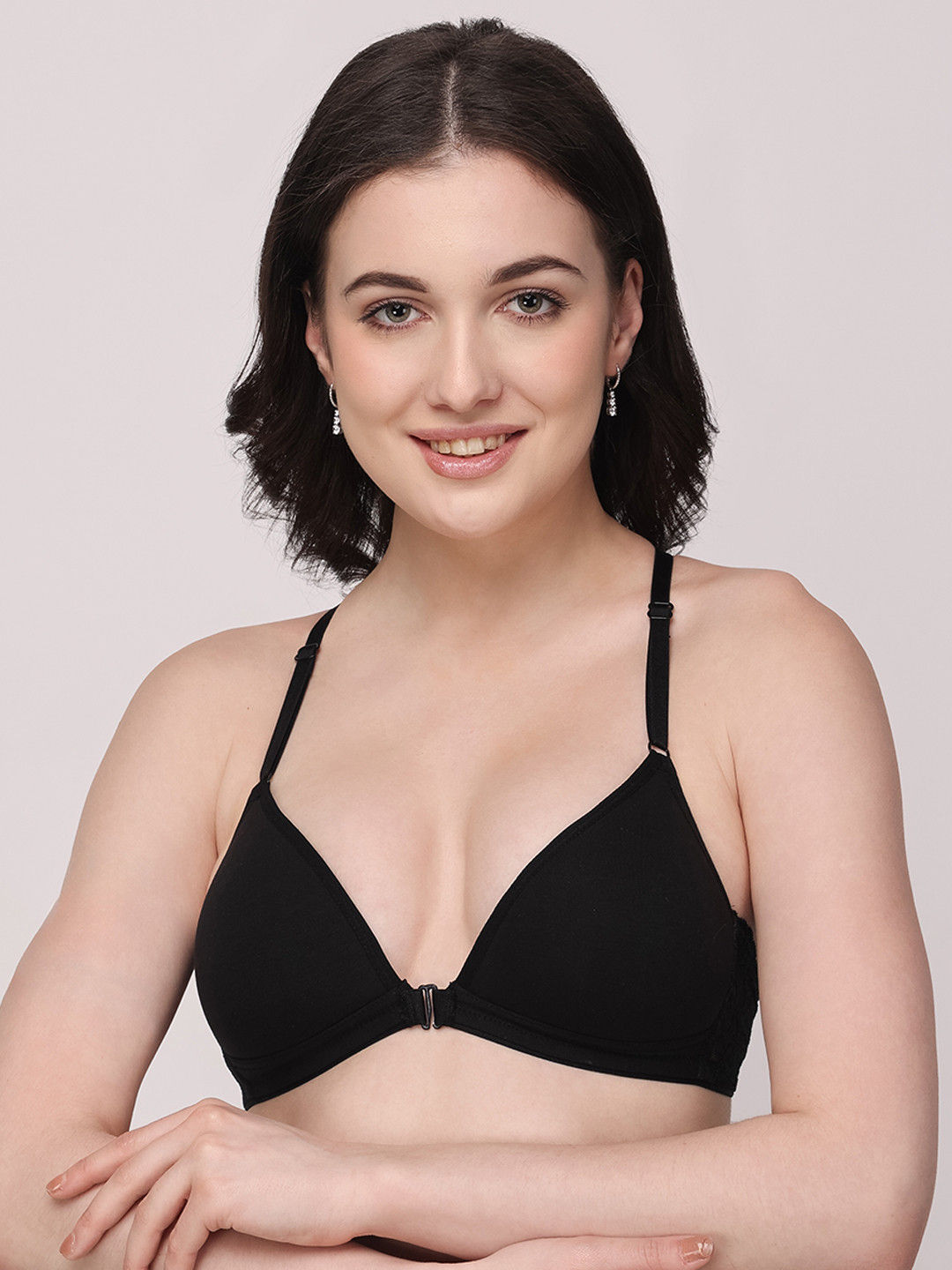Floret Black Solid Non-Wired Lightly Padded Push-Up Bra T 3037