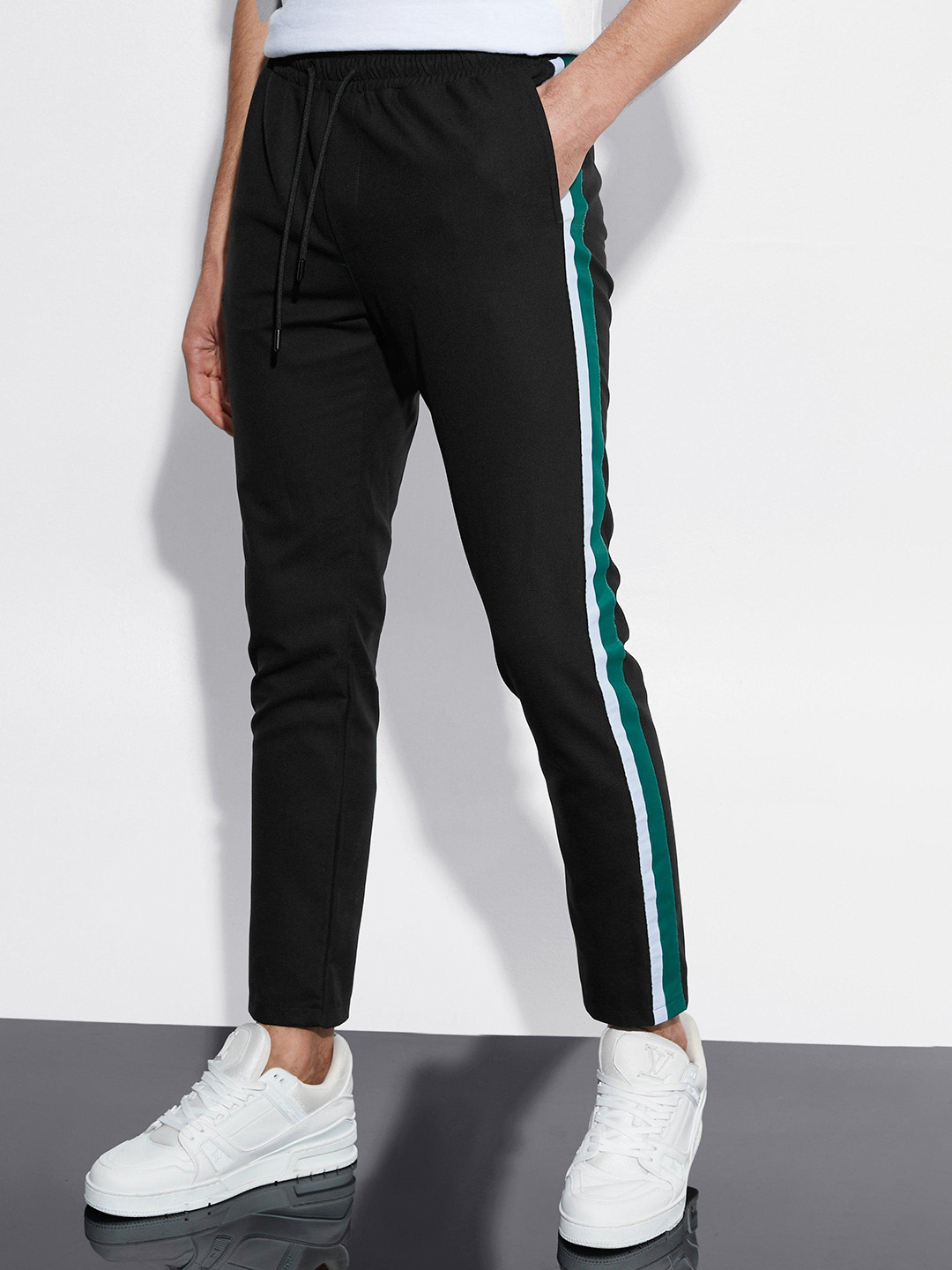 boohooMAN Skinny Fit Taping Detail Crop Track Pants