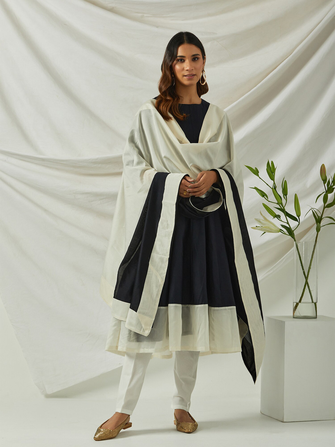 SMRITI GUPTA Colourblocked Chanderi Patch Work Dupatta