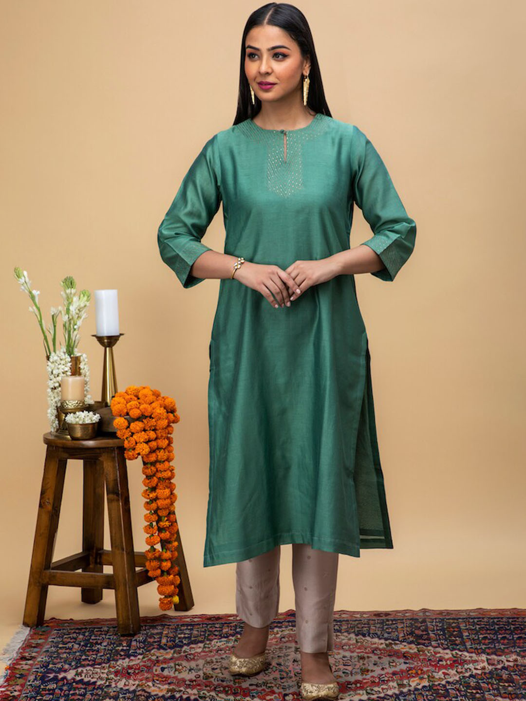 SMRITI GUPTA Yoke Design Thread Work Sequined Keyhole Neck A-Line Chanderi Silk Kurta