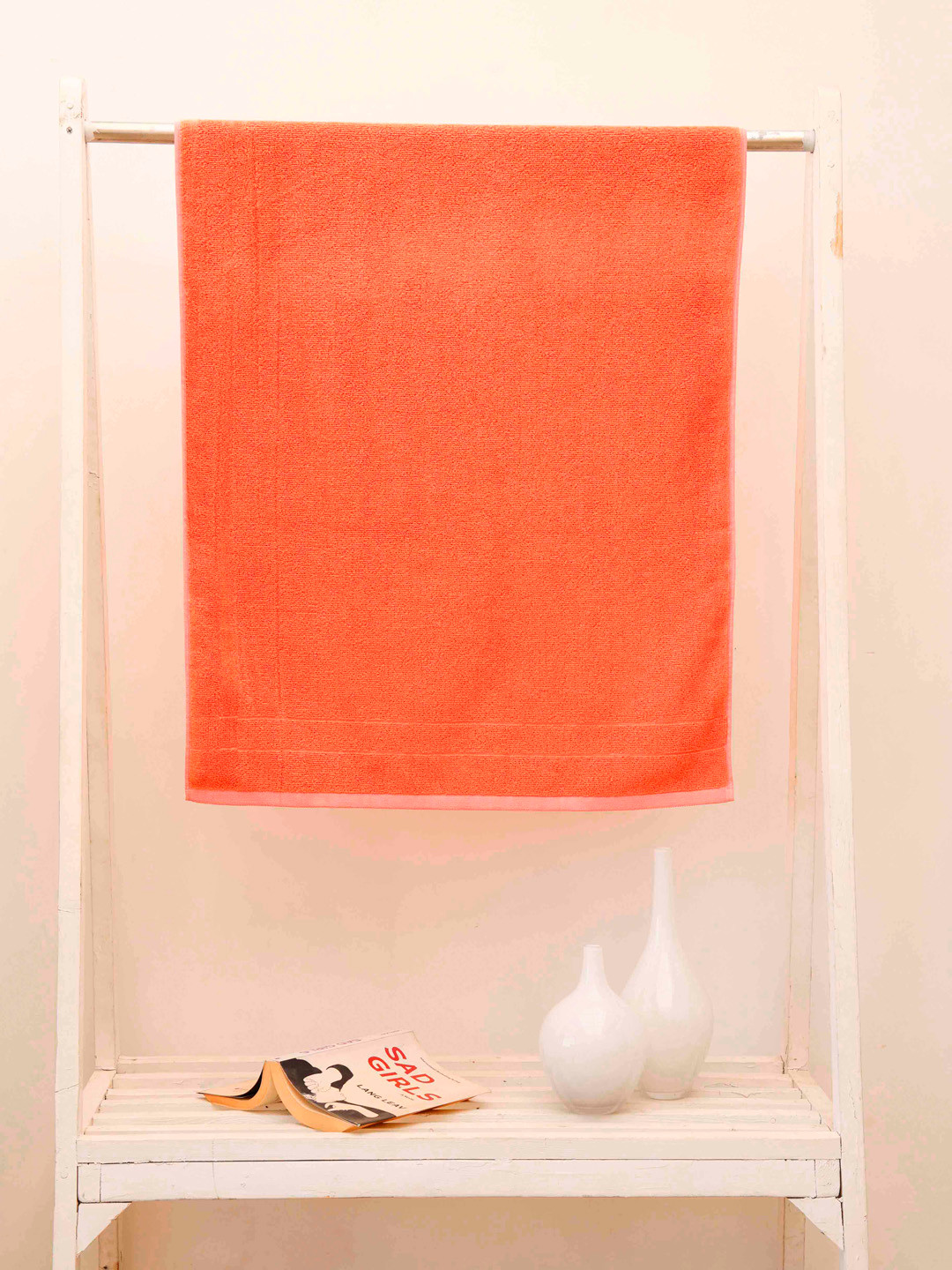 Ariana Luxury Orange-Colored 500 GSM High Absorbet Cotton Bath Towel