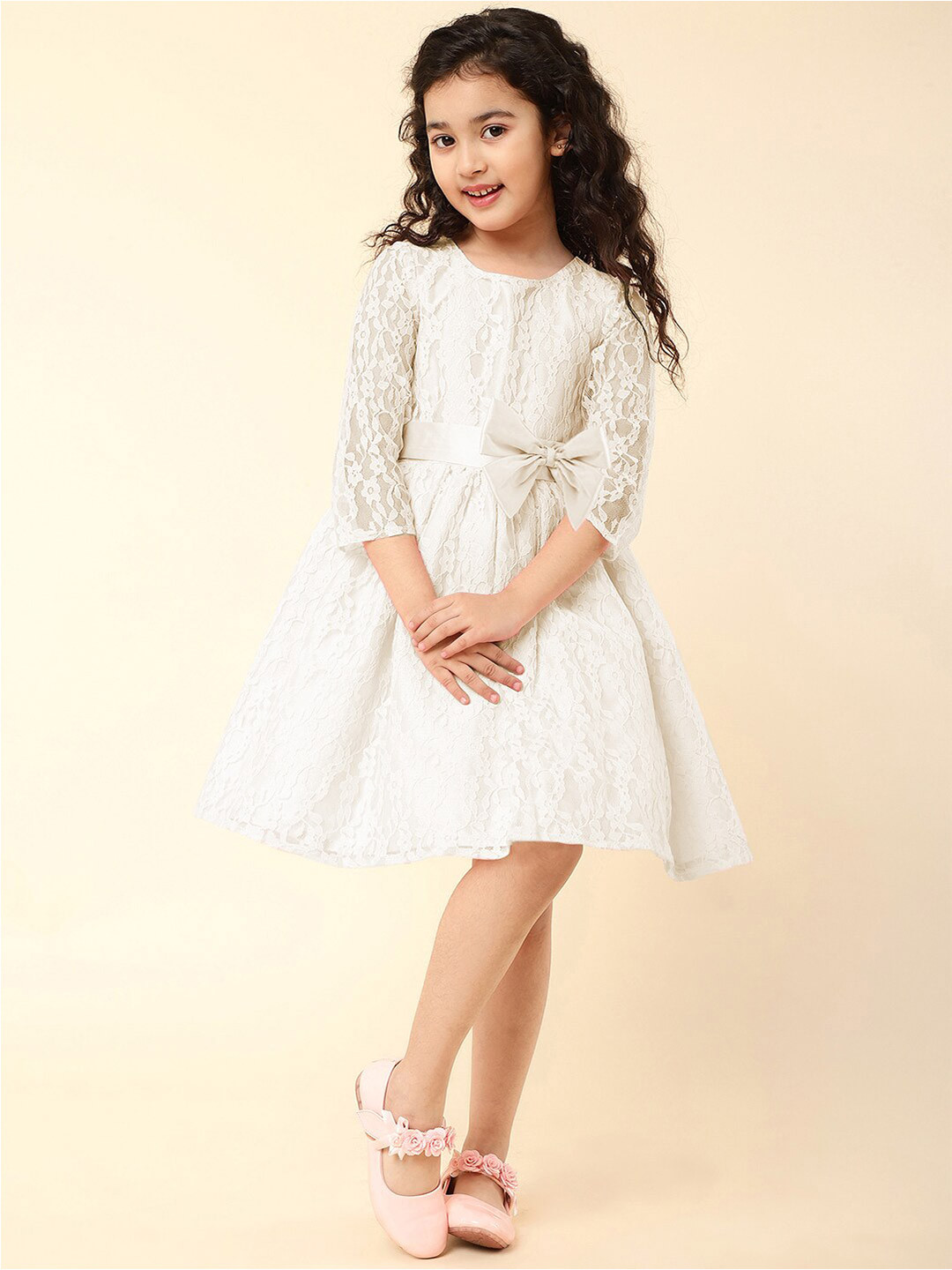 A T U N Off White Lace Dress