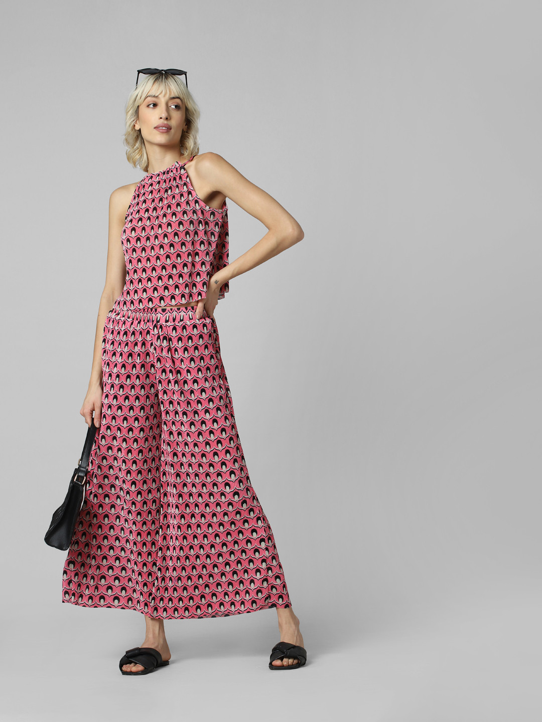 ONLY Women Onlbloom Geo Plisse Pan Printed Loose Fit High-Rise Trousers