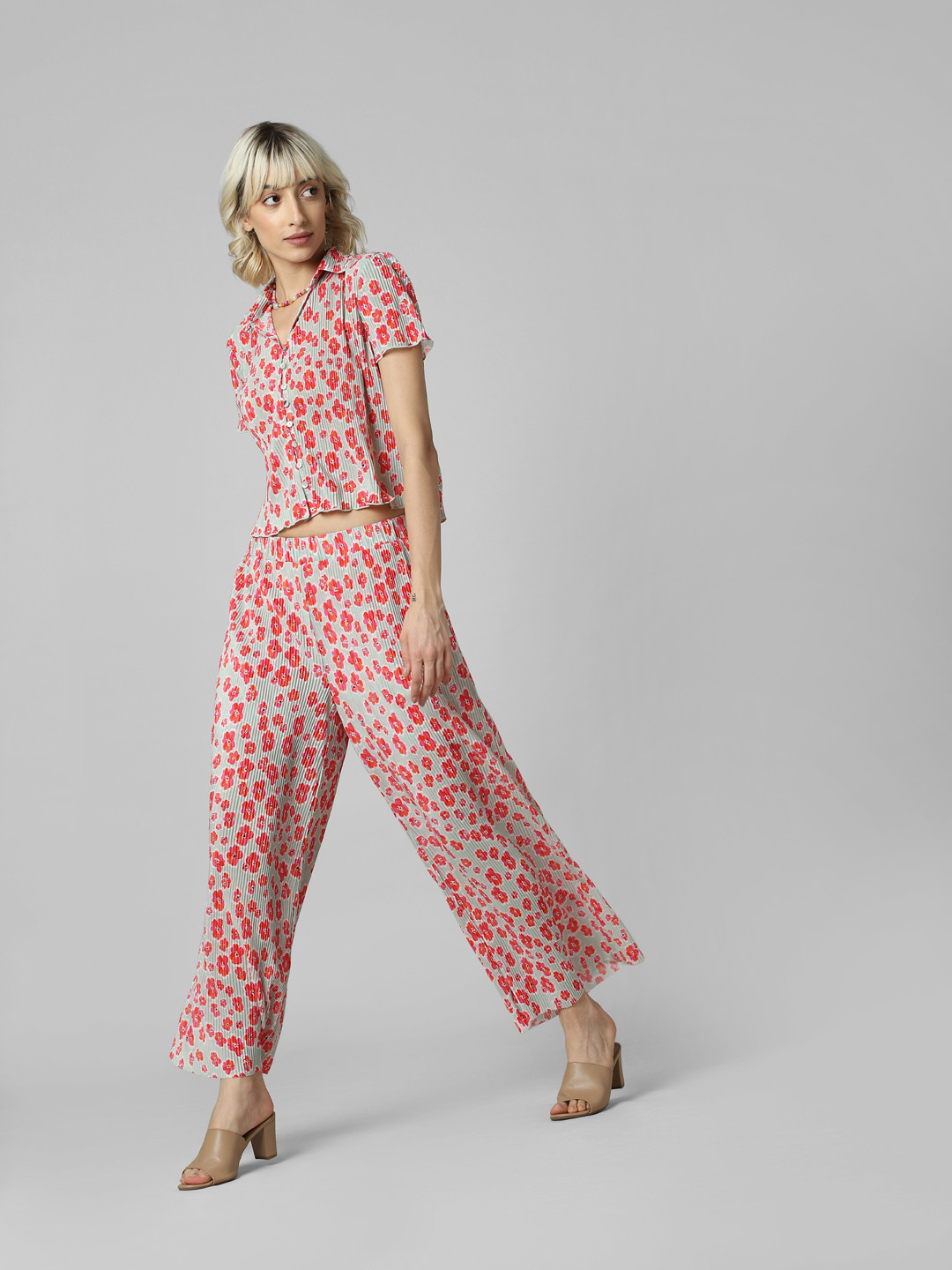 ONLY Women Onlbloom Flower Pliss Loose Fit High-Rise Trousers