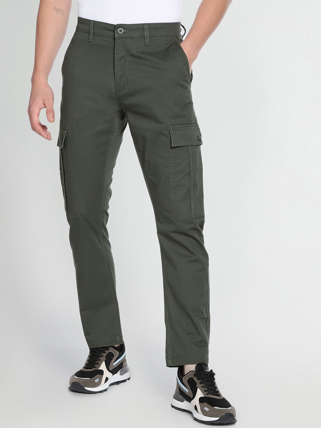 Plus Cargo Pocket Tapered Twill Pants