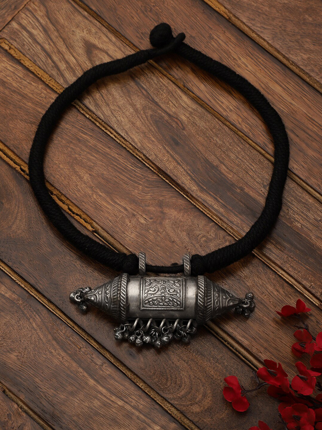VENI Silver-Plated Oxidised Choker Necklace