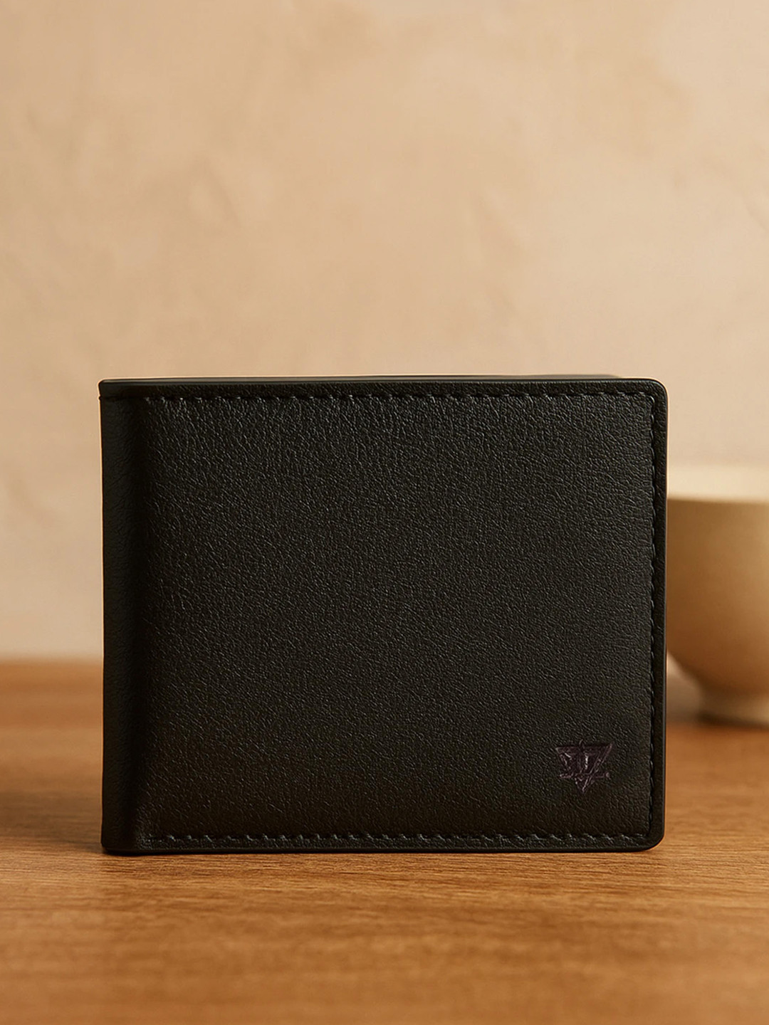AQUATAN Men Textured Black Genuine Leather Two Fold RFID Wallet