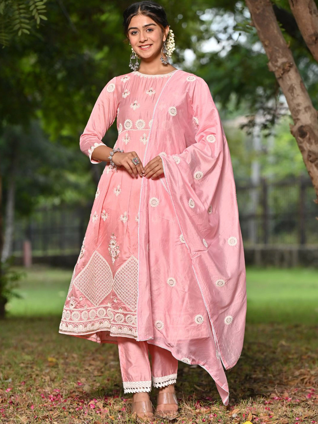 Zolo Label Pink Ethnic Motifs Embroidered Chanderi Silk Kurta With Palazzos & Dupatta