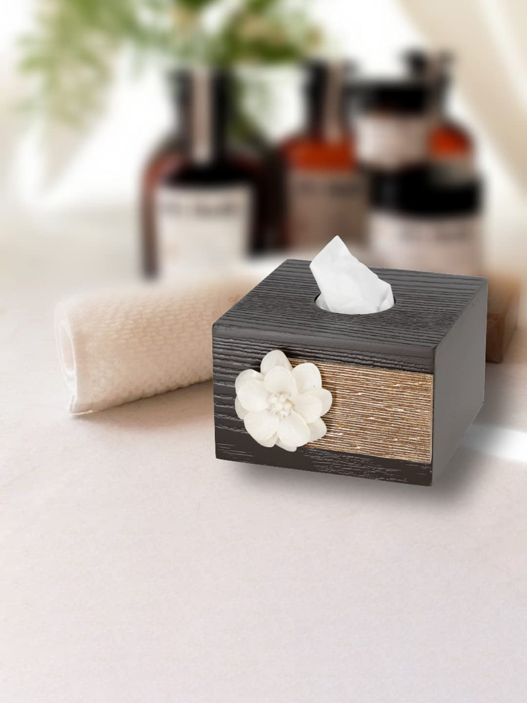 COCKTAIL Brown Resin Flower Embellished & Textured Squared Shaped Wooden Tissue Holder