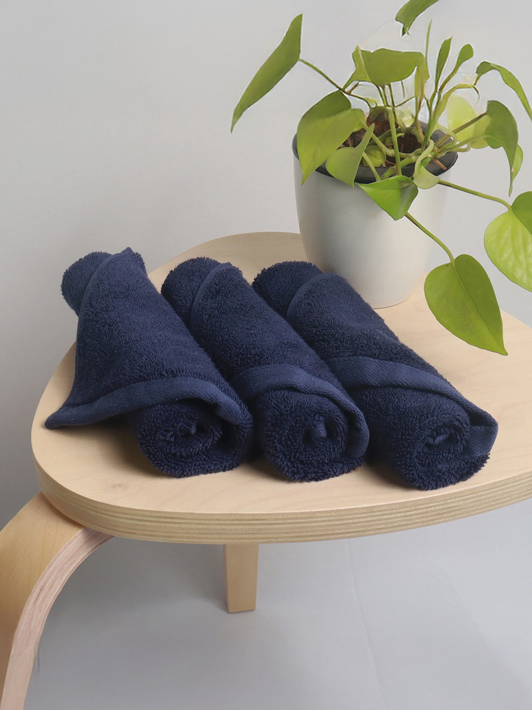 Heelium Navy Blue Unisex Pack of 3 Bamboo Super Soft & Quick Drying Face Towel