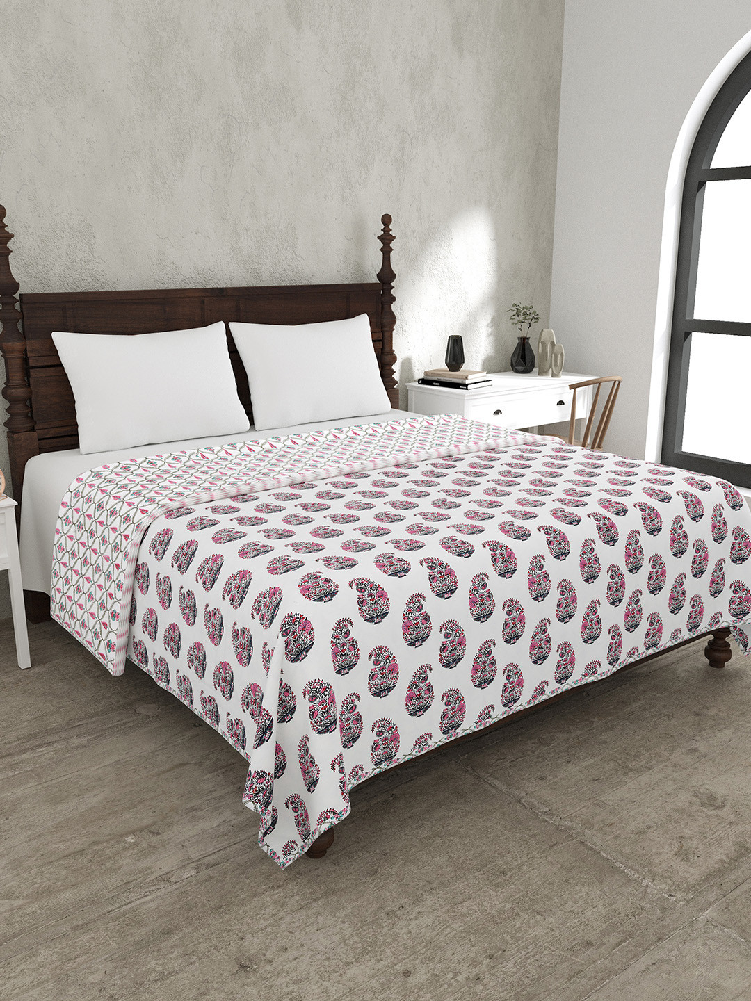 JAIPUR FABRIC Pink & White Printed Mild Winter 120 GSM Pure Cotton Double Bed Dohar