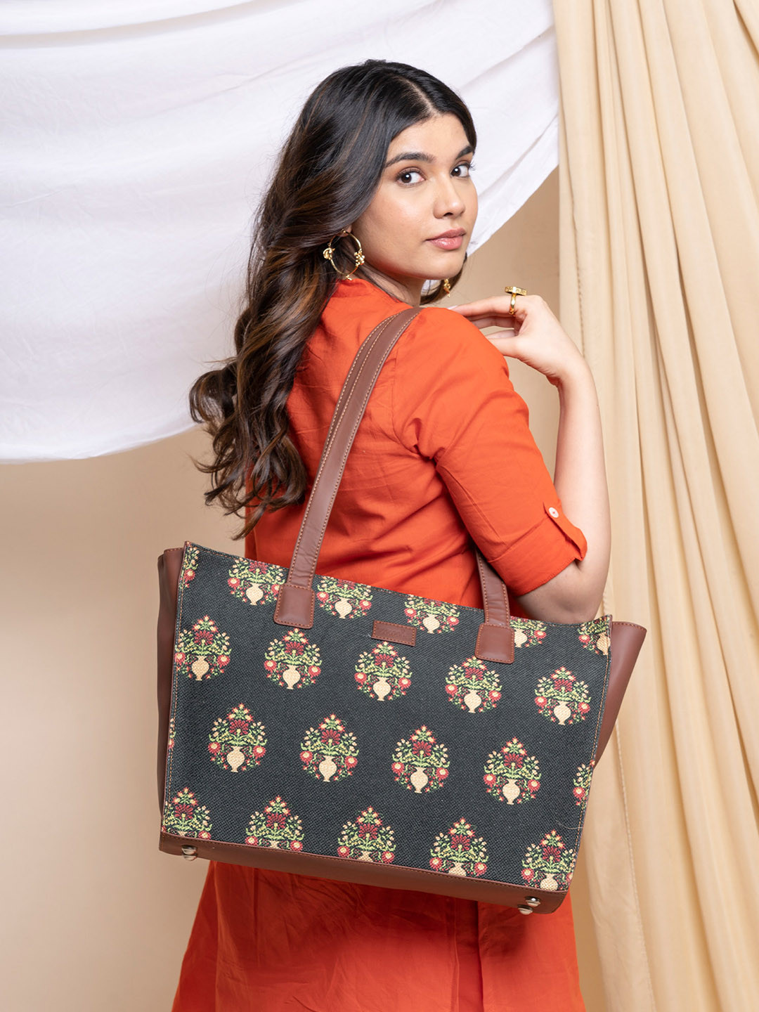 ZOUK Floral Printed Water Resistant Structured Tote Bag