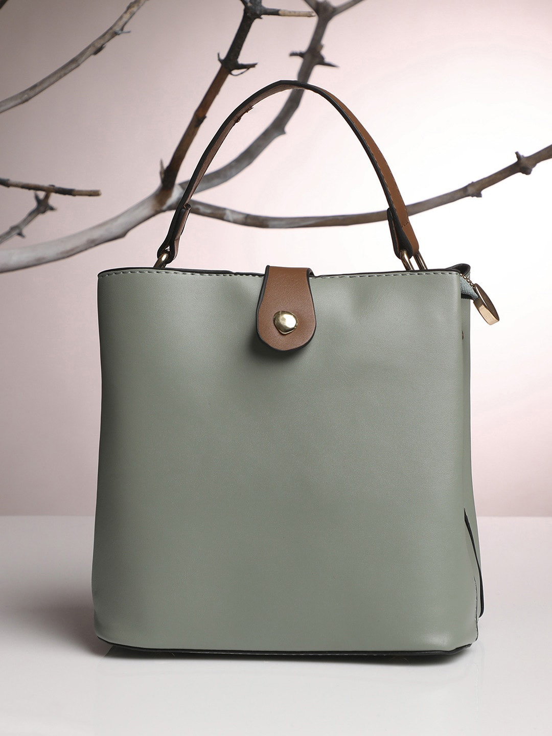 HAUTE SAUCE   PU Structured Water Resistant Handheld Bag