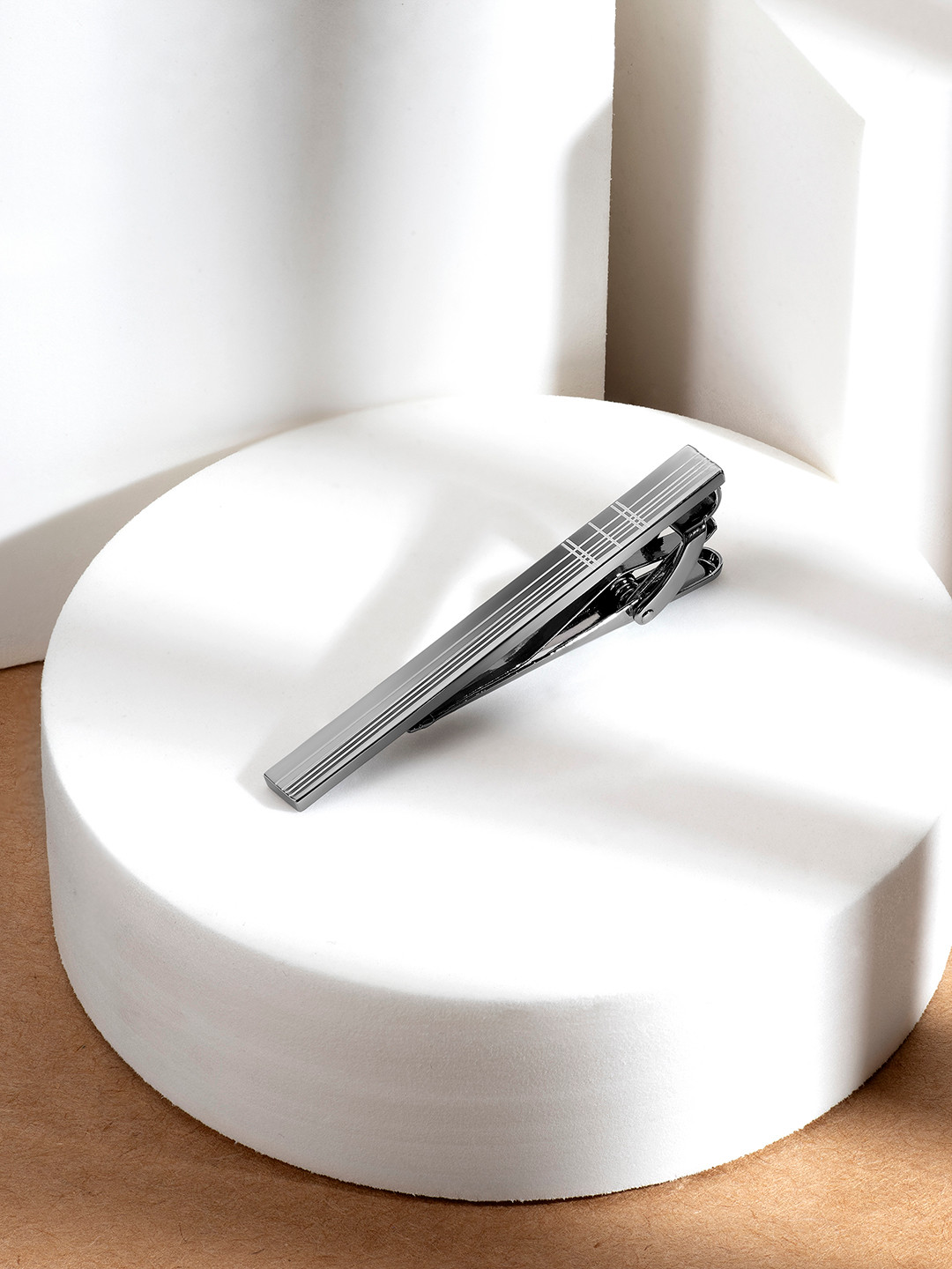 Peora Stainless Steel Tiepin