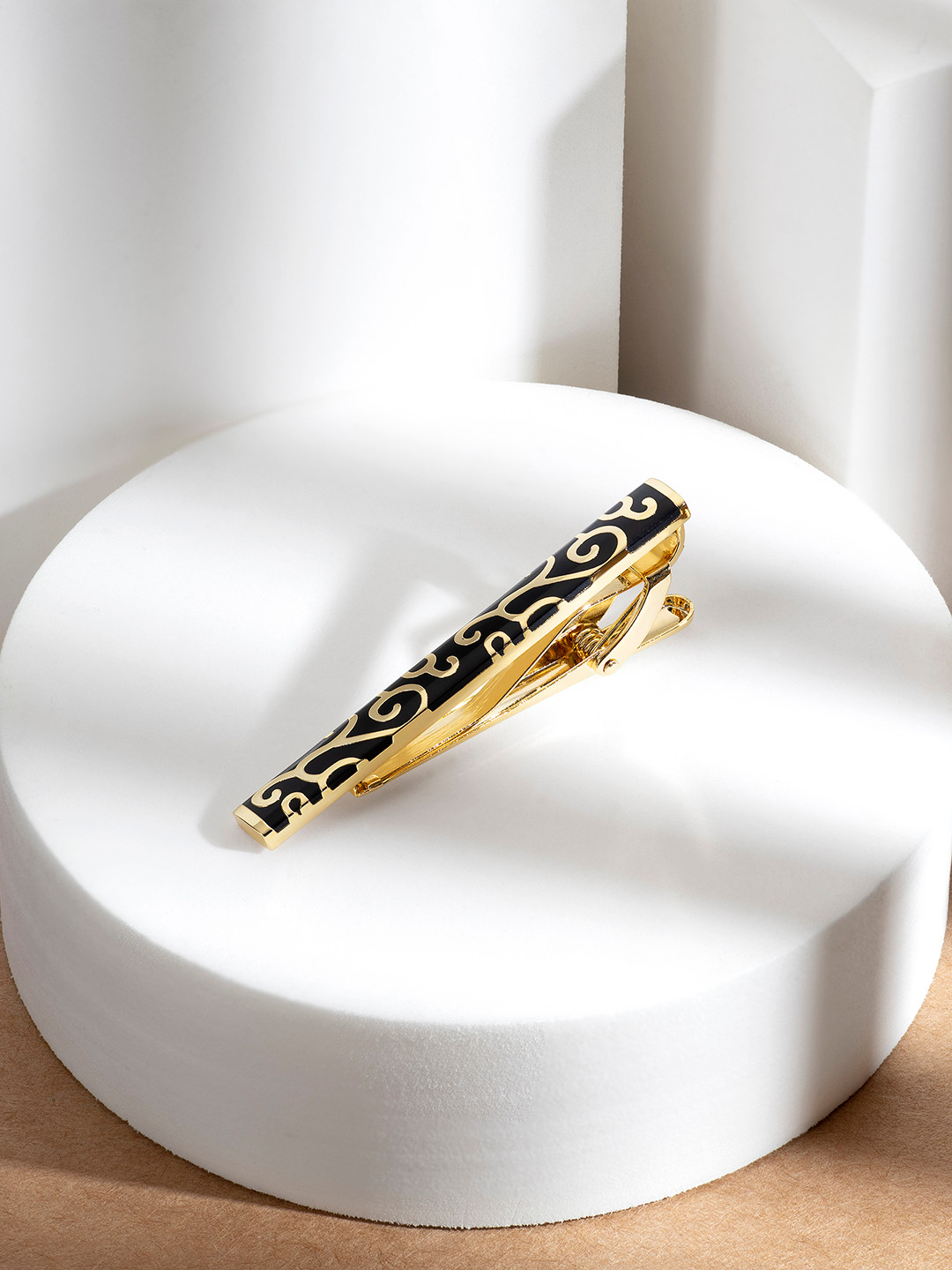 Peora Gold-Plated Textured Tie Pin