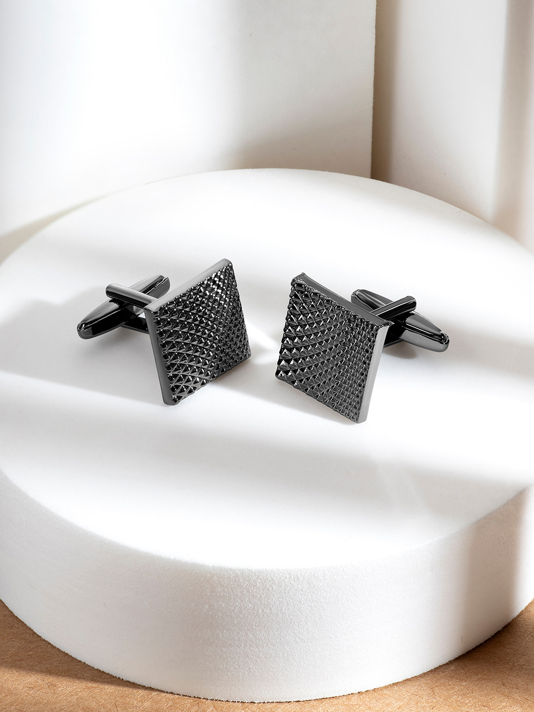 Peora Men Silver-Plated Textured Square Cufflinks