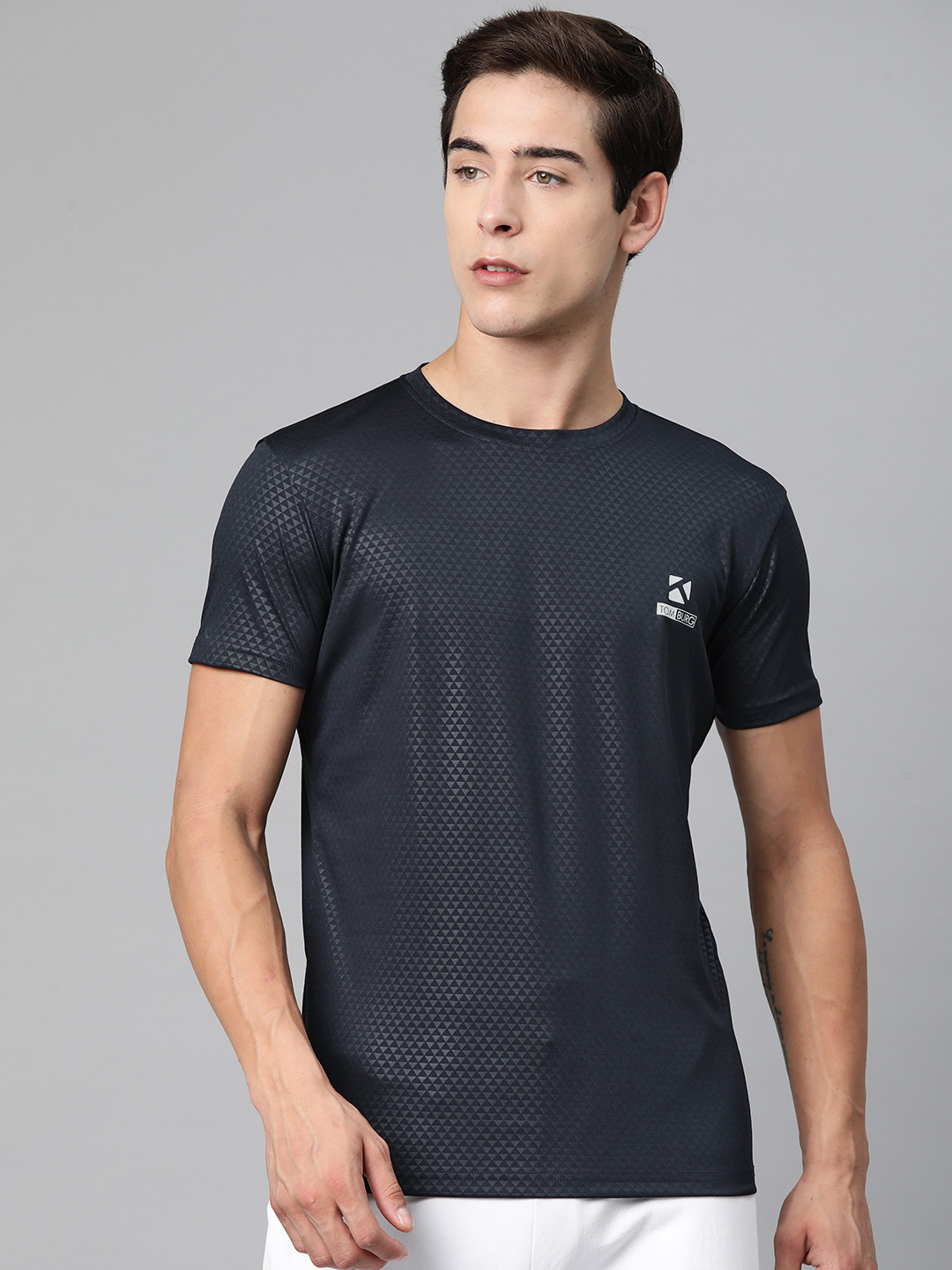 TOM BURG Men Geometric Printed Regular Fit T-shirt