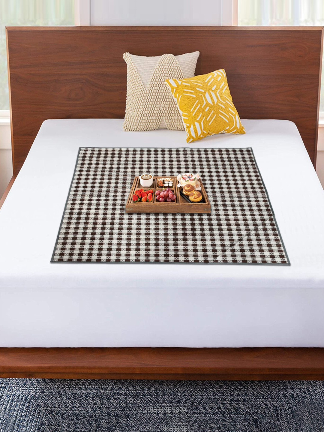 Kuber Industries Brown Printed Bed Server Food Mat