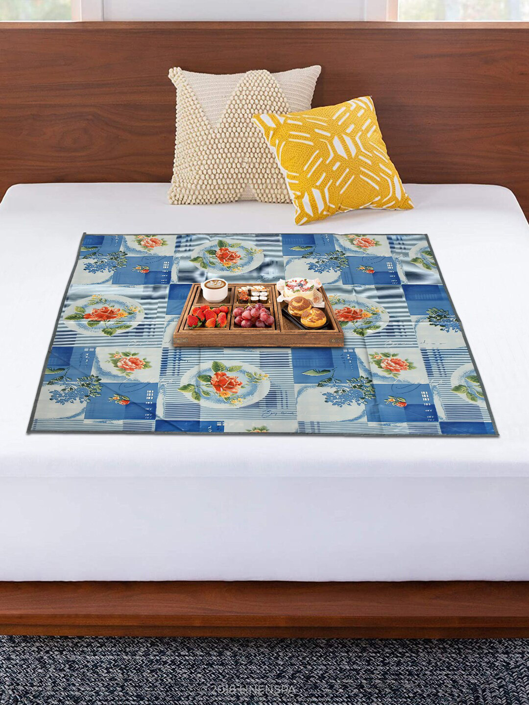 Kuber Industries Blue Floral Printed Bed Server Food Mat
