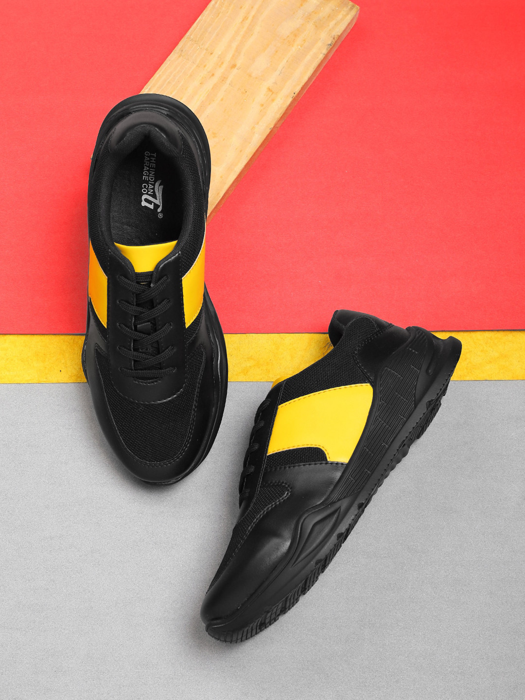 The Indian Garage Co Men Round Toe Lace-Ups Colourblocked Sneakers
