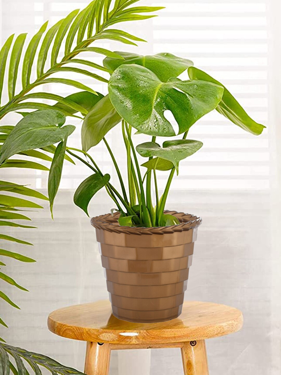 Kuber Industries Gold-Toned Brick Textured Plastic Planter