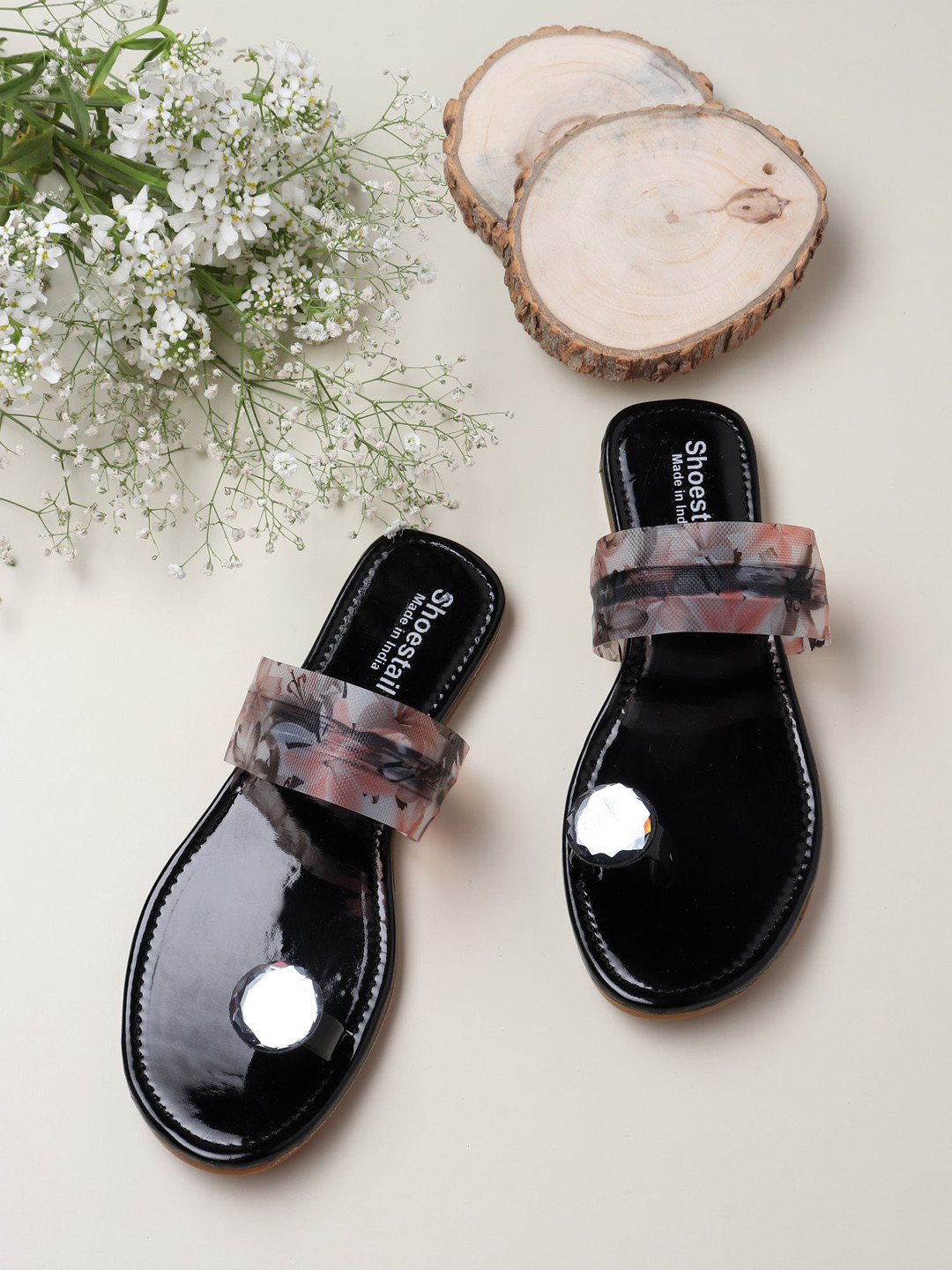 Shoestail Printed One Toe Flats