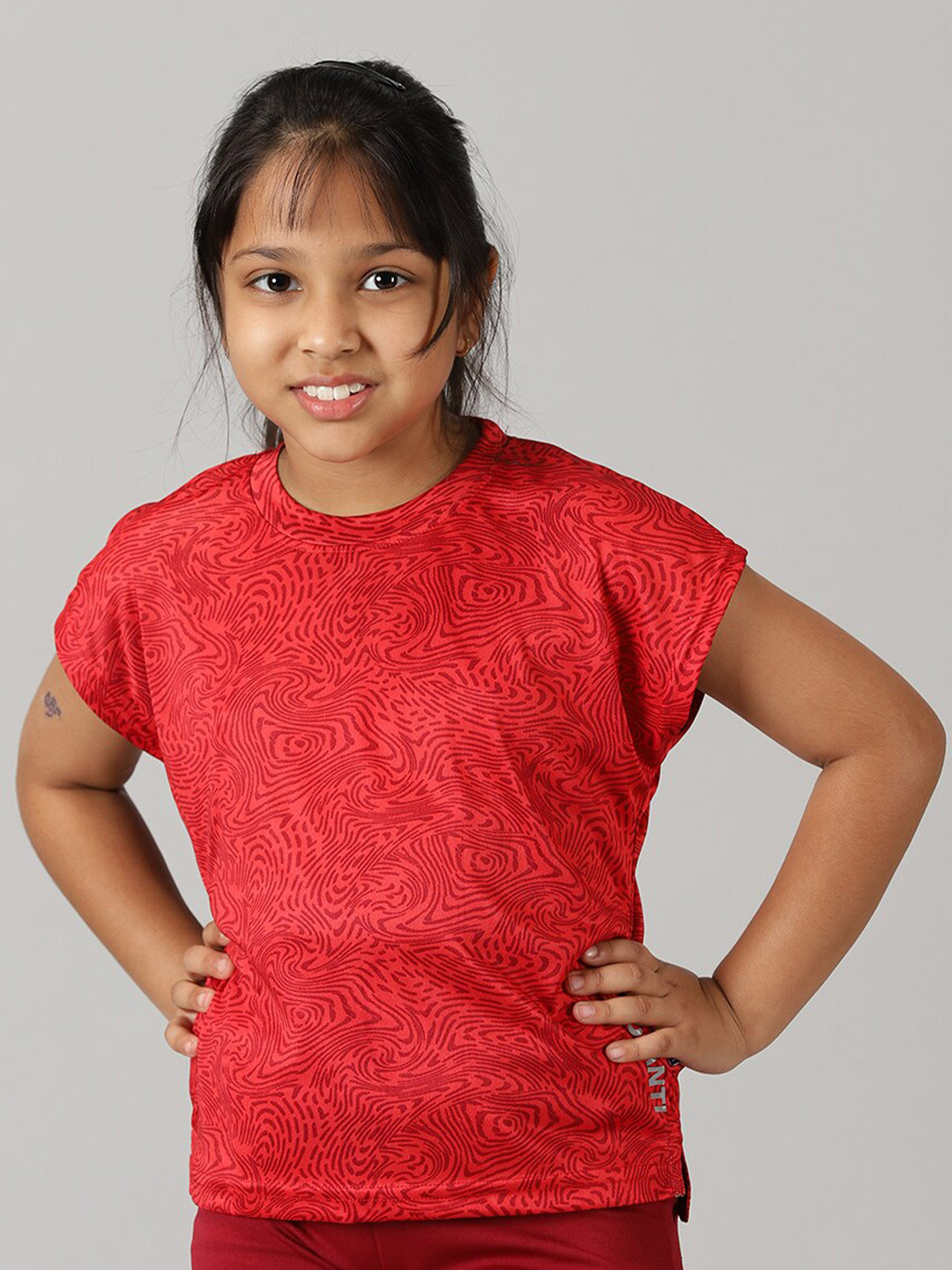KiddoPanti Girls Abstract Printed Extended Sleeves T-shirt