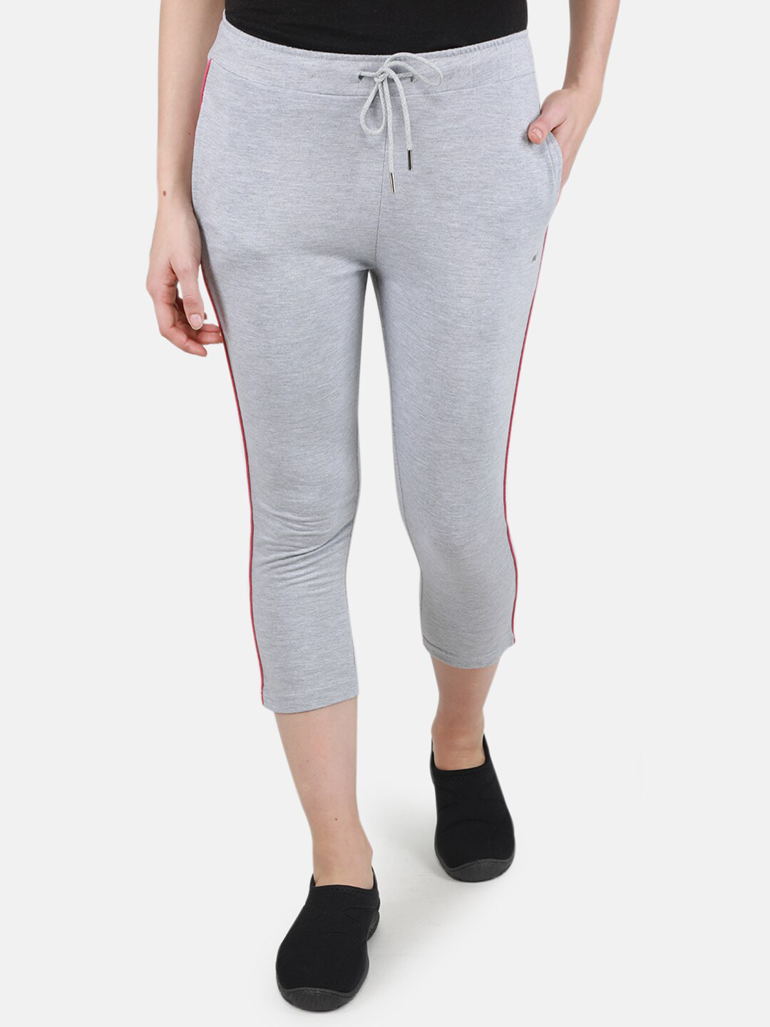 Monte Carlo Women Low-Rise Regular Fit Capris
