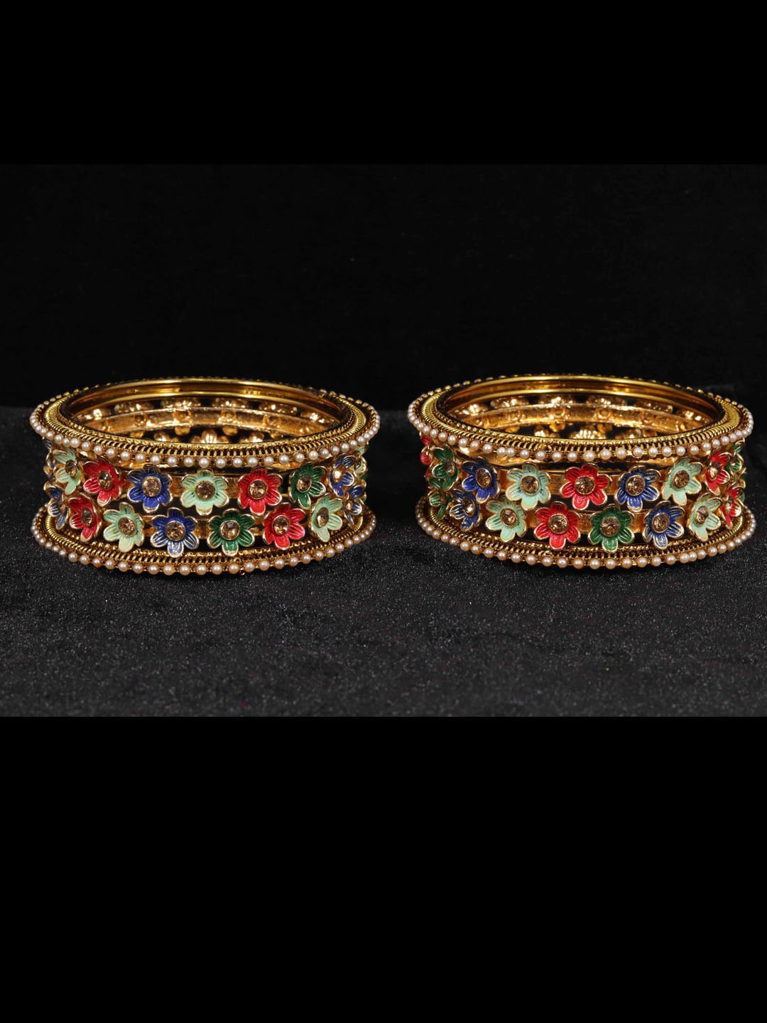 NMII Set Of 8 Artificial Stones Studded & Flower Pattern Metal Bangles