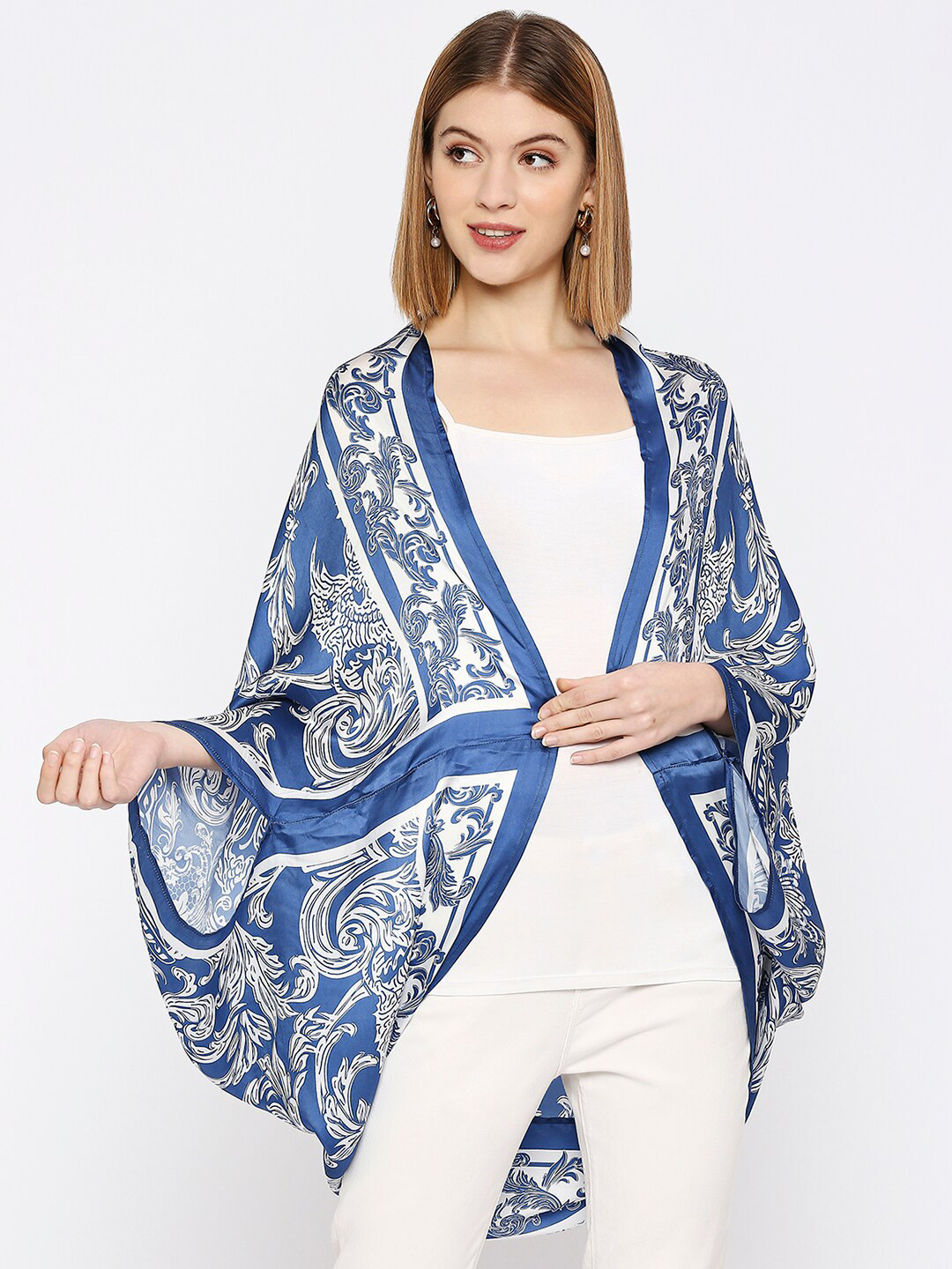 Cloth Haus India Women Printed Cape Shrug