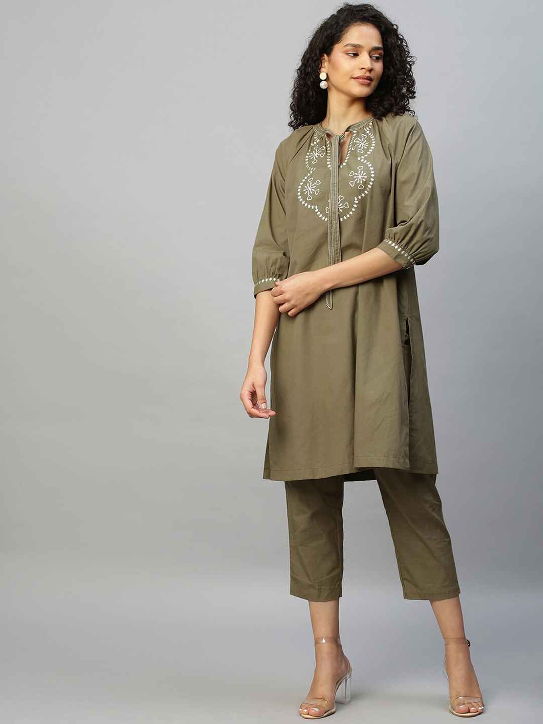 Modern Indian by CHEMISTRY Ethnic Embroidered Tie-Up Neck Pure Cotton Kurta with Trousers