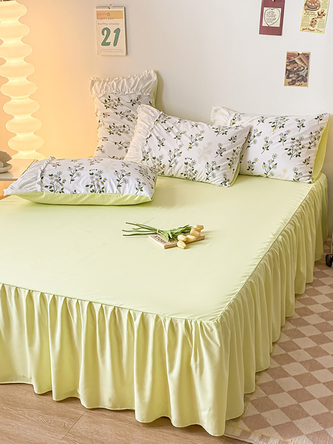 JC HOME White & Green Floral Printed Double King Bedding Set