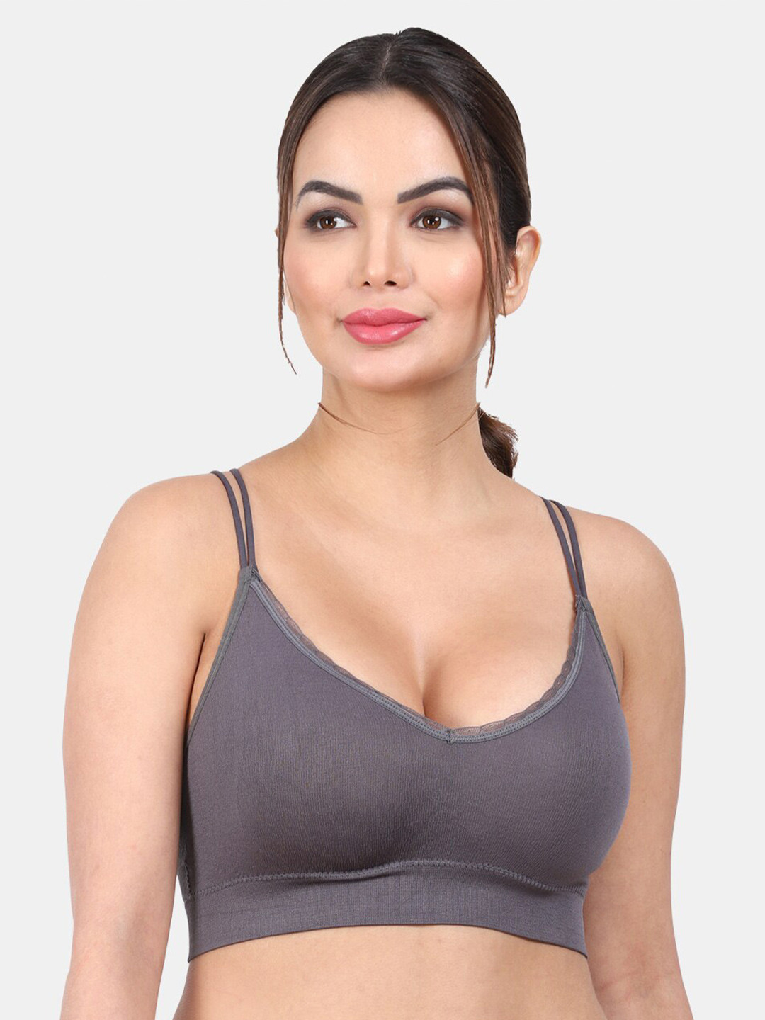 Amour Secret Lightly Padded All Day Comfort Full Coverage Seamless Anti Odour Sports Bra
