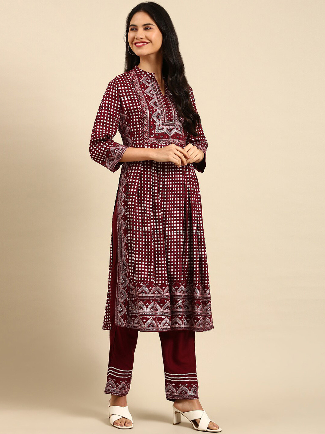 SHOWOFF Printed Band Collar Beads and Stones Foil A-Line Kurta With Trousers & Dupatta