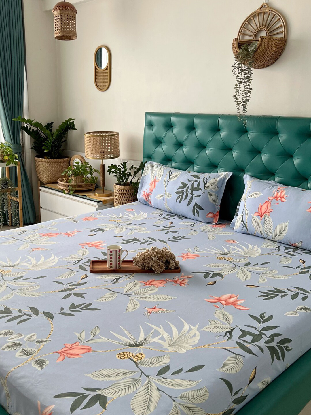 URBAN SPACE Serene Grey Floral Cotton Skin-Friendly 200 TC Queen Fine Bedsheet with 2 Pillow Covers-100 x 90 inches